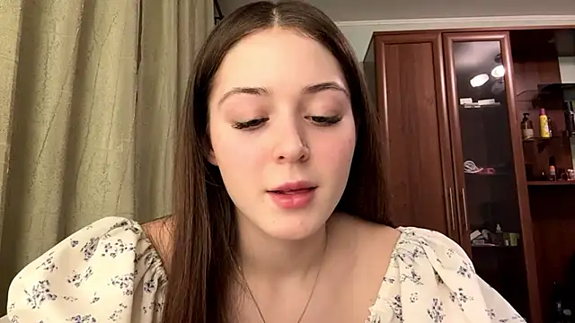 Adel strongwoman online show from February 18, 2026, 6:37 pm