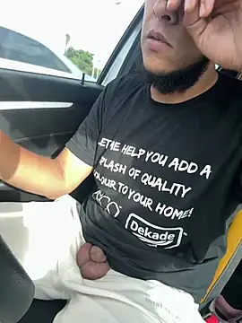 Snapshot of Smallboybigworld chatting on February 3, 2026, 6:40 am Smallboybigworld online show from February 3, 2026, 6:40 am