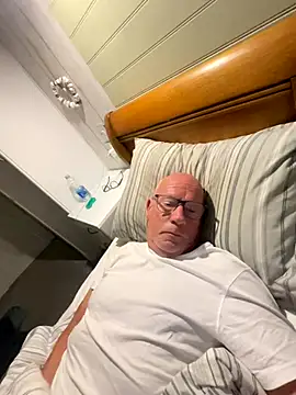 philefc online show from September 26, 2025, 7:23 am