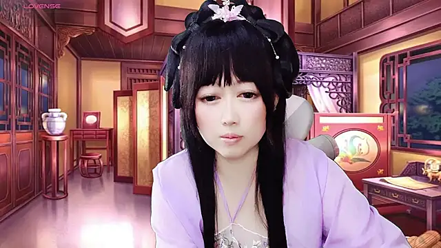 LuckyCute-Tutu online show from April 7, 2026, 2:39 pm