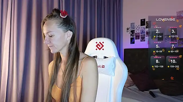 Jesica mooon online show from September 29, 2025, 1:33 am