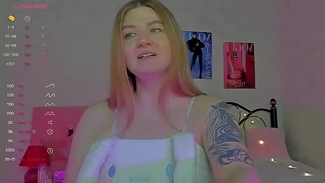 Snapshot of Ruby_Al1en chatting on January 10, 2026, 1:18 am Ruby Al1en online show from January 10, 2026, 1:18 am