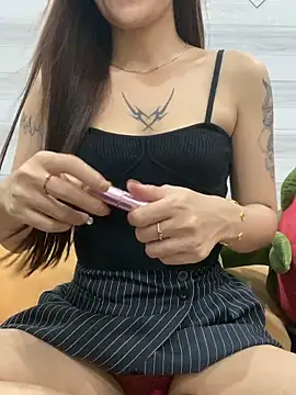   BabyShowPublic   online show from March 6, 2026, 3:08 pm