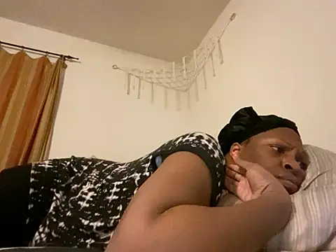 KANDIS864 online show from November 14, 2025, 6:56 am