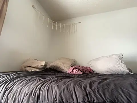 KANDIS864 online show from February 13, 2026, 3:41 pm