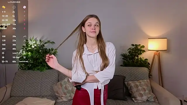 TomokoRocha online show from November 25, 2025, 11:10 am