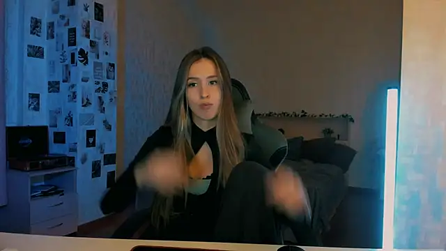 yourrdanceteacher online show from November 12, 2025, 7:35 pm