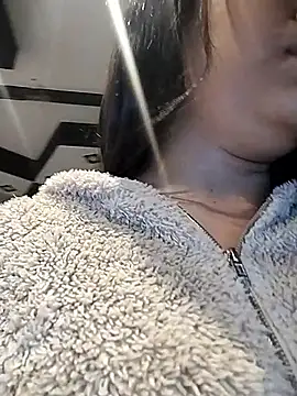 SamaraAnders  online show from February 11, 2026, 5:01 am