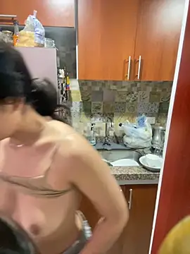 Snapshot of winny_ chatting on September 12, 2025, 4:51 pm winny  online show from September 12, 2025, 4:51 pm