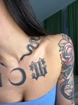 kaonasssiii online show from January 19, 2026, 1:26 pm