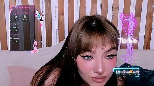 Emily Tylerr online show from October 10, 2025, 6:56 am