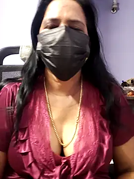 mallu-lover online show from September 29, 2025, 1:16 pm