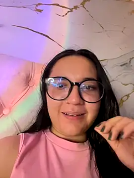 sara roy04  online show from September 24, 2025, 4:05 am