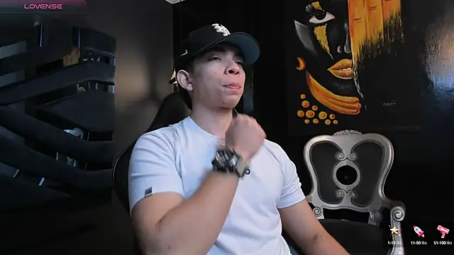 Eryonbradley online show from October 15, 2025, 11:21 am