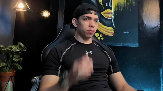 Eryonbradley online show from November 18, 2025, 11:36 am