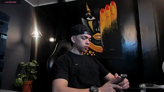 Eryonbradley online show from November 27, 2025, 11:23 am