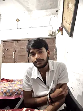 yashuuuu021 online show from October 3, 2025, 6:27 pm