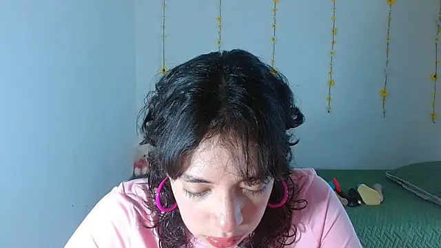 sajecrismaa online show from January 6, 2026, 4:21 pm