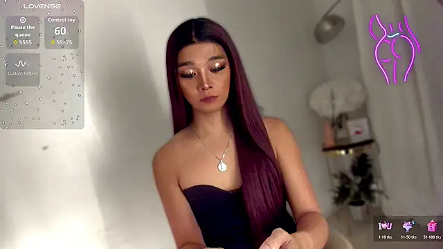 TrinityFucksYou online show from December 14, 2025, 12:21 pm