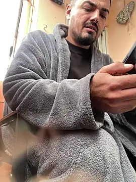 imooLoov online show from November 6, 2025, 8:59 am