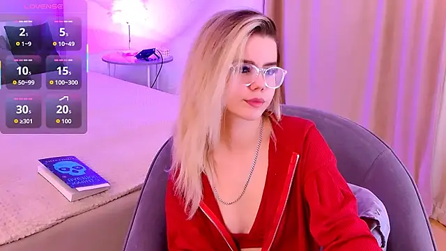 PrincessSlay online show from November 11, 2025, 5:29 am