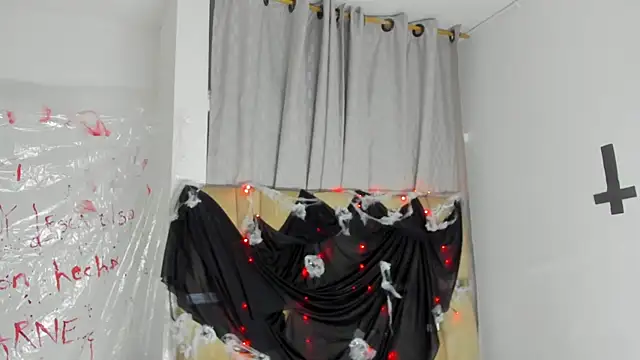 JulianaCarter online show from October 18, 2025, 7:36 pm