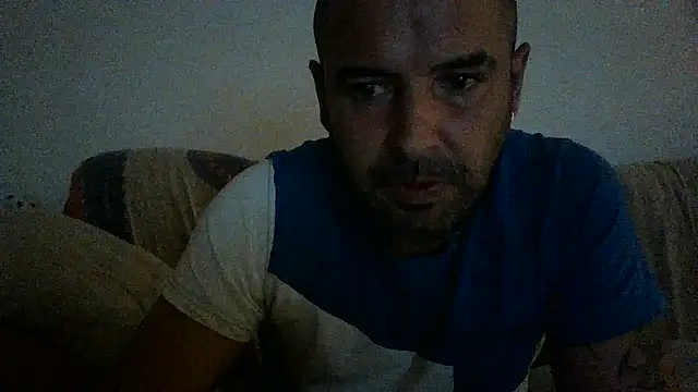 Snapshot of Feistysausage chatting on September 8, 2025, 9:14 pm Feistysausage online show from September 8, 2025, 9:14 pm