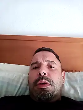 Snapshot of Feistysausage chatting on October 26, 2025, 11:05 am Feistysausage online show from October 26, 2025, 11:05 am