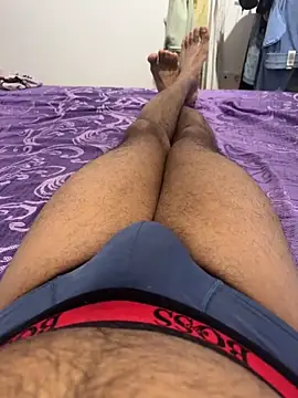 Snapshot of Madu0999 chatting on February 5, 2026, 7:51 pm Madu0999 online show from February 5, 2026, 7:51 pm