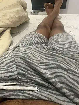 Snapshot of Madu0999 chatting on March 1, 2026, 7:43 am Madu0999 online show from March 1, 2026, 7:43 am