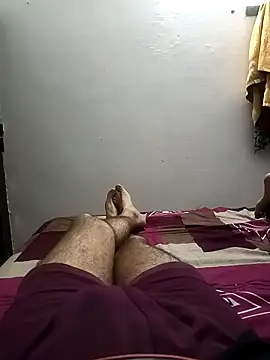 Snapshot of hottieboy774 chatting on September 12, 2025, 10:15 am hottieboy774 online show from September 12, 2025, 10:15 am