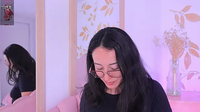 Snapshot of Ginevra_esposito chatting on September 23, 2025, 12:52 pm Ginevra esposito online show from September 23, 2025, 12:52 pm