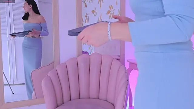 Snapshot of Ginevra_esposito chatting on October 1, 2025, 12:44 pm Ginevra esposito online show from October 1, 2025, 12:44 pm