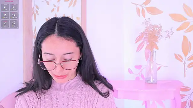 Snapshot of Ginevra_esposito chatting on October 2, 2025, 12:45 pm Ginevra esposito online show from October 2, 2025, 12:45 pm