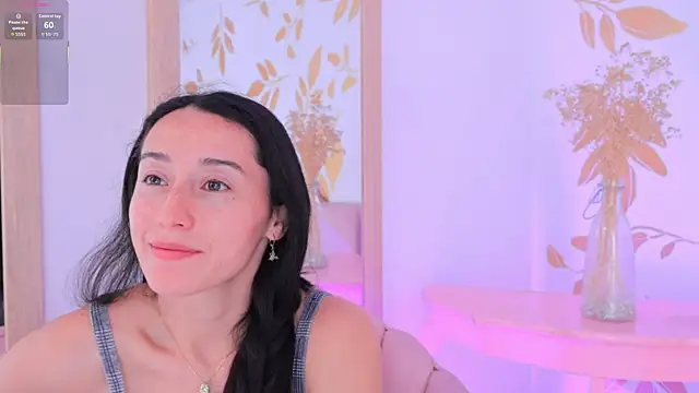 Snapshot of Ginevra_esposito chatting on October 7, 2025, 12:57 pm Ginevra esposito online show from October 7, 2025, 12:57 pm