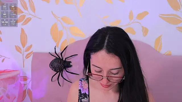 Snapshot of Ginevra_esposito chatting on October 16, 2025, 1:56 pm Ginevra esposito online show from October 16, 2025, 1:56 pm