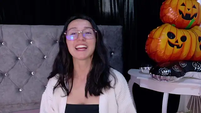 Snapshot of Ginevra_esposito chatting on October 30, 2025, 1:01 pm Ginevra esposito online show from October 30, 2025, 1:01 pm