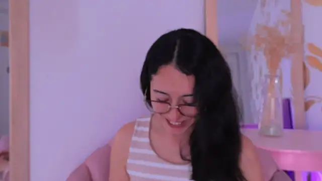 Snapshot of Ginevra_esposito chatting on December 1, 2025, 12:43 pm Ginevra esposito online show from December 1, 2025, 12:43 pm