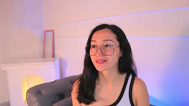 Snapshot of Ginevra_esposito chatting on December 2, 2025, 4:13 pm Ginevra esposito online show from December 2, 2025, 4:13 pm