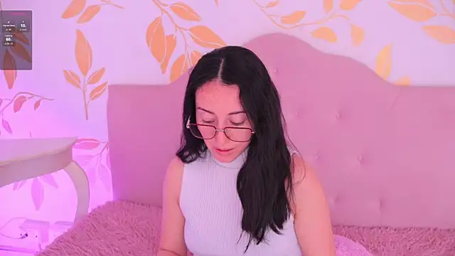 Snapshot of Ginevra_esposito chatting on February 12, 2026, 12:55 pm Ginevra esposito online show from February 12, 2026, 12:55 pm