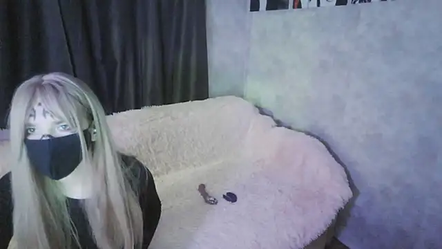 Snapshot of KIYOMIchka chatting on October 16, 2025, 4:19 pm KIYOMIchka online show from October 16, 2025, 4:19 pm