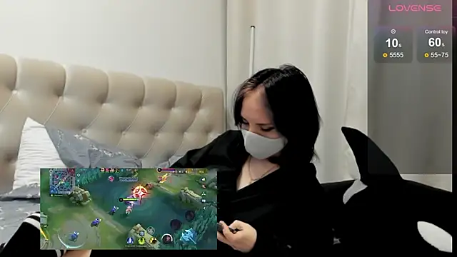 Snapshot of KIYOMIchka chatting on November 1, 2025, 1:40 am KIYOMIchka online show from November 1, 2025, 1:40 am