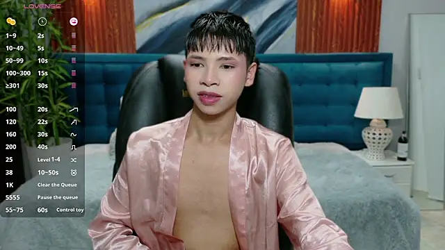 dilan 911 online show from November 13, 2025, 5:56 pm