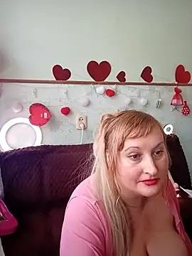 Snapshot of XHelenaX90 chatting on February 8, 2025, 11:22 am XHelenaX90 online show from February 8, 2025, 11:22 am