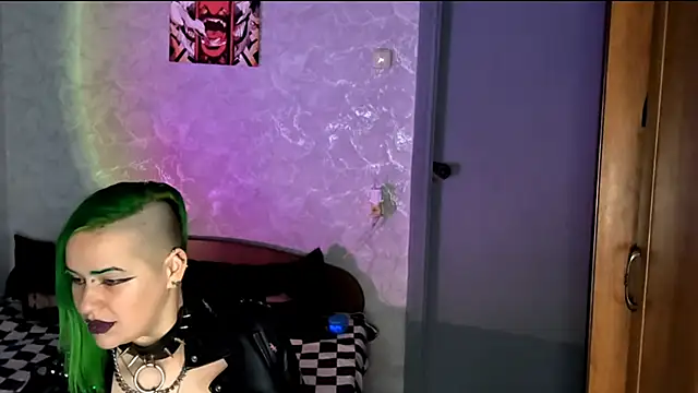 NeonNectar  online show from October 17, 2025, 3:25 pm