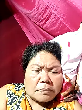 Mari fvcks online show from October 12, 2025, 9:58 pm