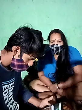 LoveOnStream online show from October 11, 2025, 12:10 am