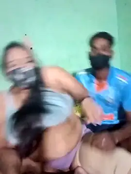 LoveOnStream online show from October 13, 2025, 3:34 pm