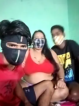 LoveOnStream online show from October 24, 2025, 12:08 am