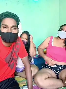 LoveOnStream online show from November 6, 2025, 6:36 am